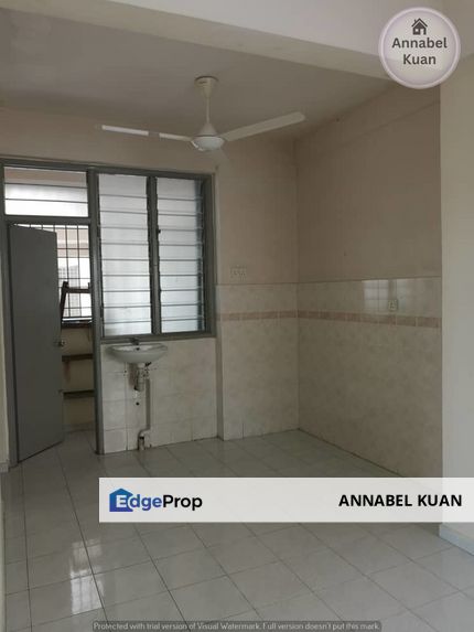 Jay Series Apartment 800sqft @ Greenlane Penang [ For Sale ], Penang, Greenlane