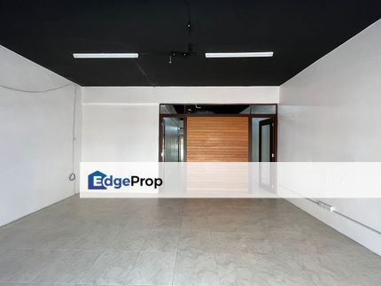 3 Storey Shoplot ( 1st Floor ) For Rent at Jalan Pegawai Alor Setar , Kedah, Alor Setar