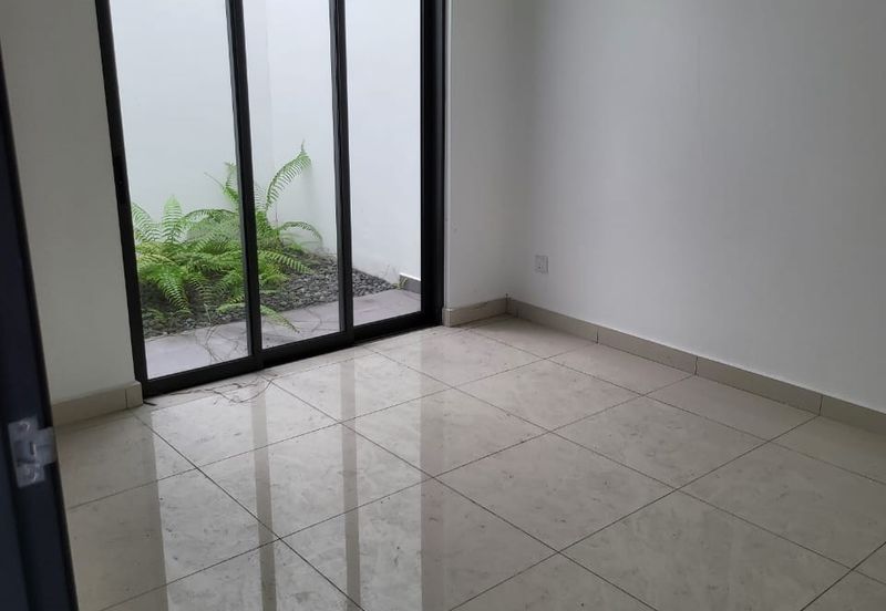 Canary Garden @Bandar Bestari