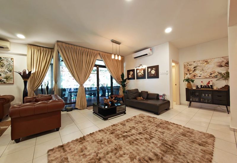 Glenmarie Cove Residence