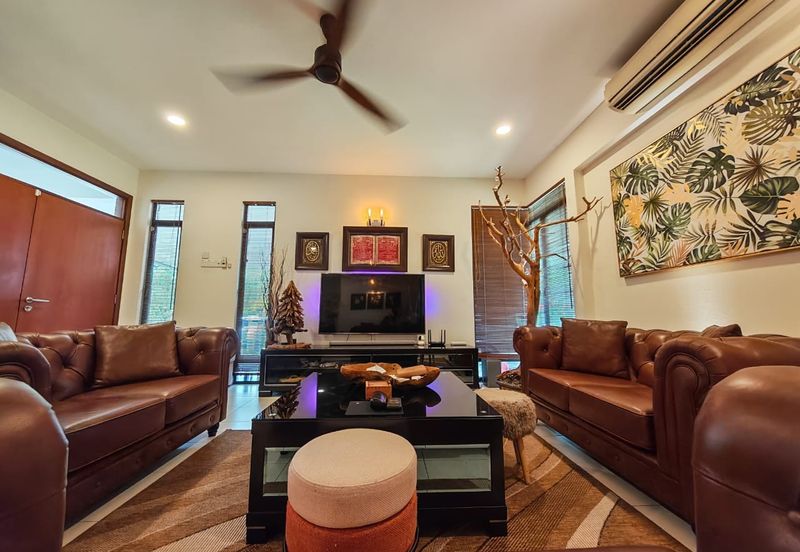 Glenmarie Cove Residence