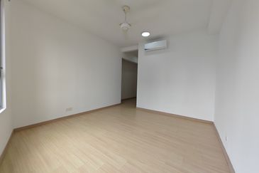 Adria Residence @ Gravit8