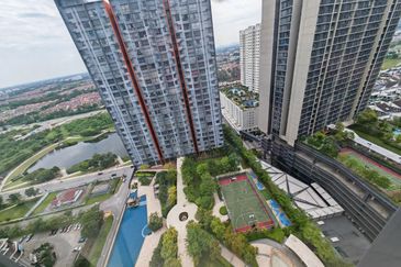 Adria Residence @ Gravit8