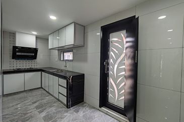 Taman Tepi Sungai ( Taman Teluk Pulai Indah )