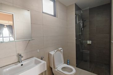 Ashino Residences @ Gravit8