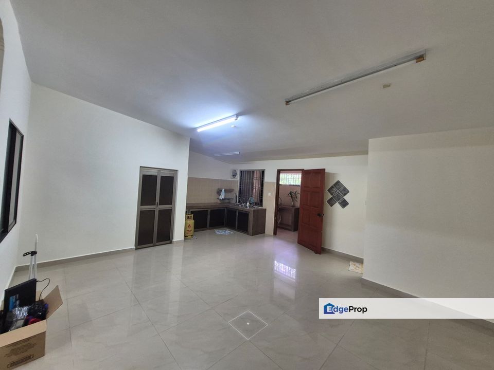 Taman Mewah Kulai Single Storey Terrace House 22x85 Renovated, Johor, Kulai