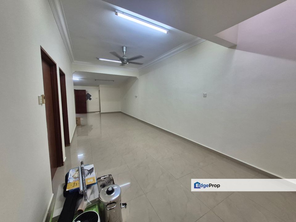 Taman Mewah Kulai Single Storey Terrace House 22x85 Renovated, Johor, Kulai