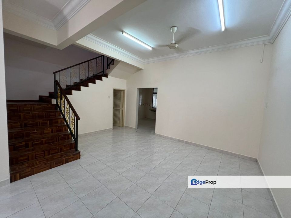 Taman Kulai Utama Double Storey Terrace House 22x75, Johor, Kulai