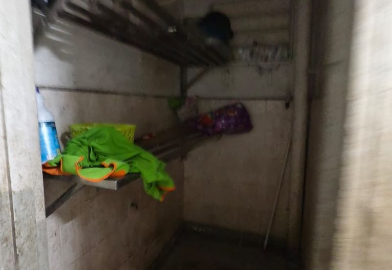 Kelapa Sawit Kulai 1.5 Storey Terrace Factory with Cool Rooms