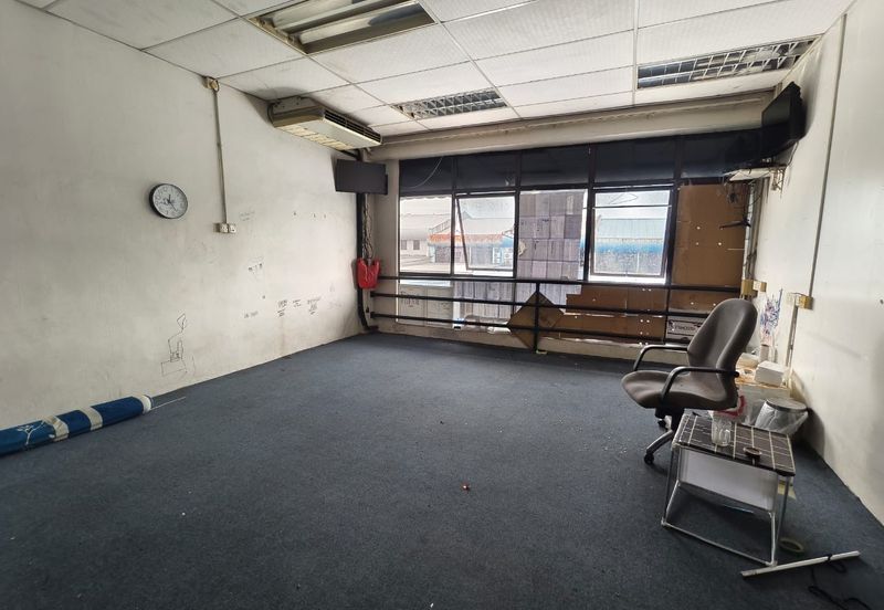 Kelapa Sawit Kulai 1.5 Storey Terrace Factory with Cool Rooms