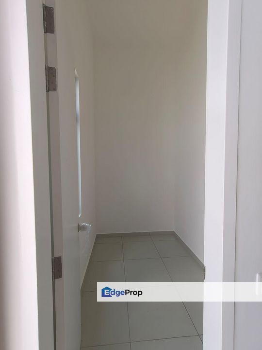 Bandar Putra Kulai Jalan Bayan 1 Storey Semi Detached House, Johor, Kulai