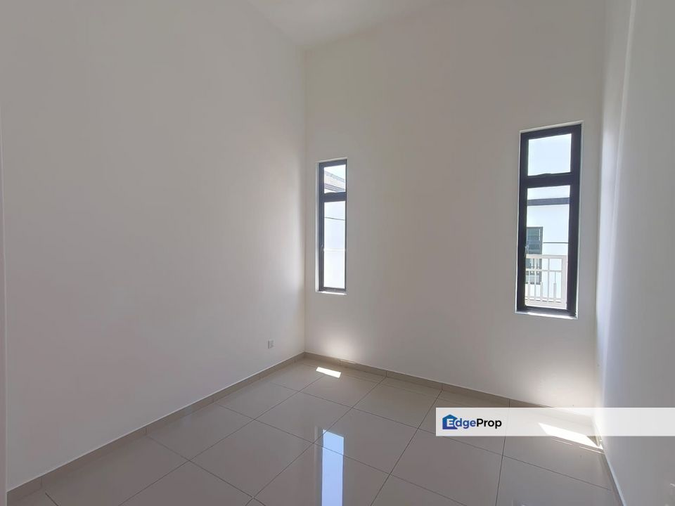 Bandar Putra Kulai Jalan Bayan 1 Storey Semi Detached House, Johor, Kulai
