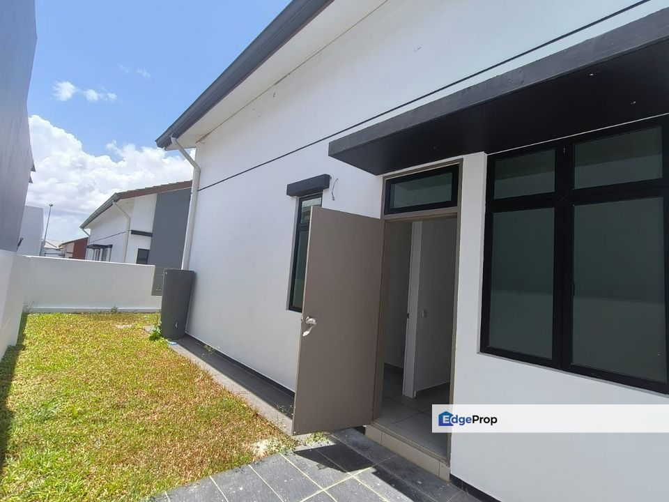 Bandar Putra Kulai Jalan Bayan 1 Storey Semi Detached House, Johor, Kulai