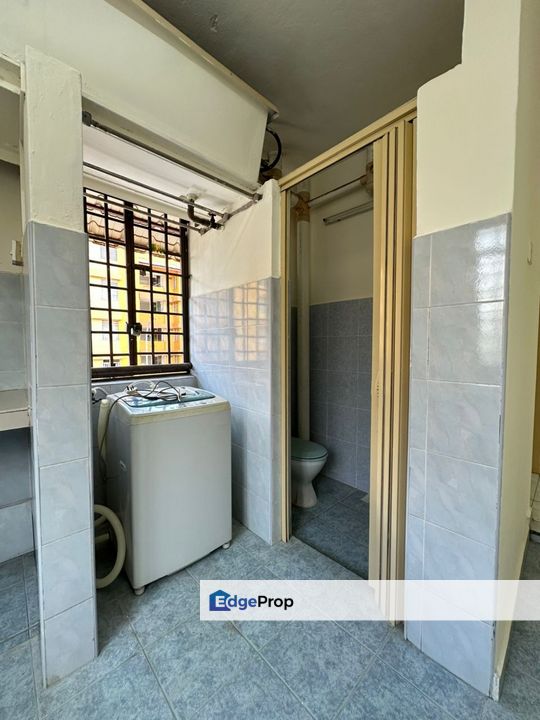 Flat Kenari Kangkar Pulai Level 3 2 Rooms Unit, Johor, Kangkar Pulai