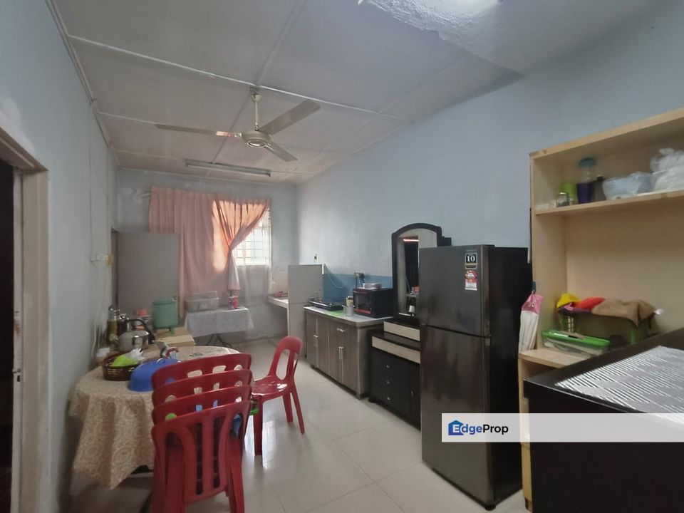 Taman Universiti Skudai Single Storey Terrace House Renovated Unit, Johor, Skudai
