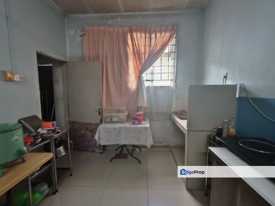 Taman Universiti Skudai Single Storey Terrace House Renovated Unit, Johor, Skudai