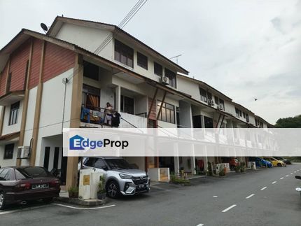 Bandar Putra Jalan Merak Palm Court Townhouse End Lot 3 Rooms, Johor, Kulai