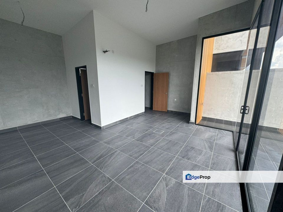 D'art Hills Bukit Seni Bandar Putra Kulai 3 Storey Terrace House, Johor, Kulai