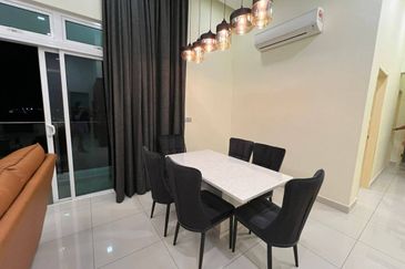 D'Suites , Akasia Horizon