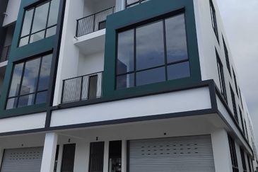 Crest @ Austin Emerald 2