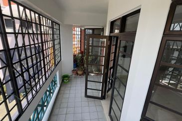 Tanjung Puteri Condominium