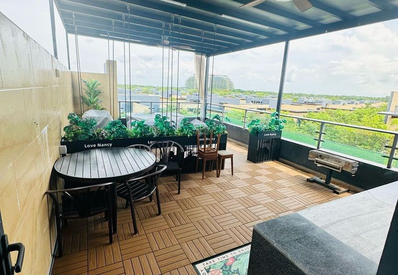 Forest City Golf Resort, Gelang Petah