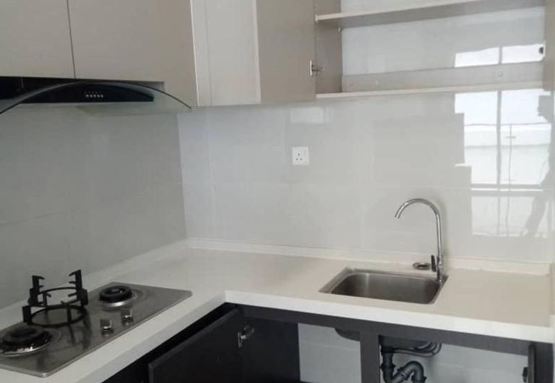 Baypoint @ Country Garden Danga Bay