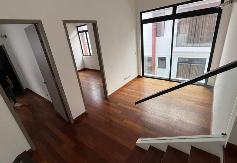 The Canal Garden South, Horizon Hills