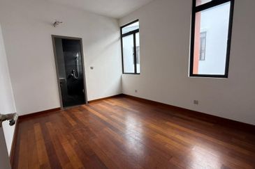 The Canal Garden South, Horizon Hills