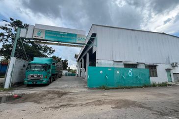 Kempas Utama Industrial Park