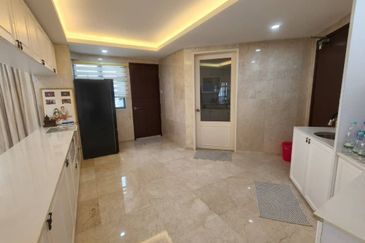 The Straits View, Bandar Baru Permas Jaya