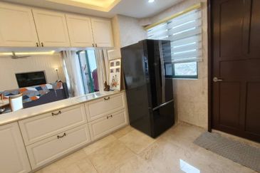 The Straits View, Bandar Baru Permas Jaya