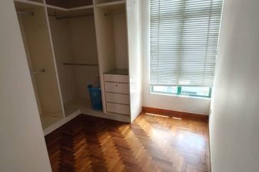 The Straits View, Bandar Baru Permas Jaya