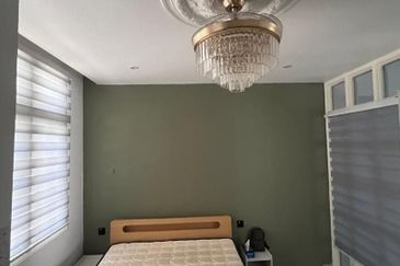 Stulang Laut / Darat