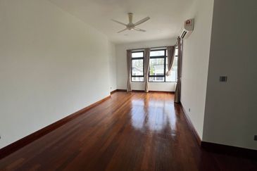 The Canal Garden South, Horizon Hills