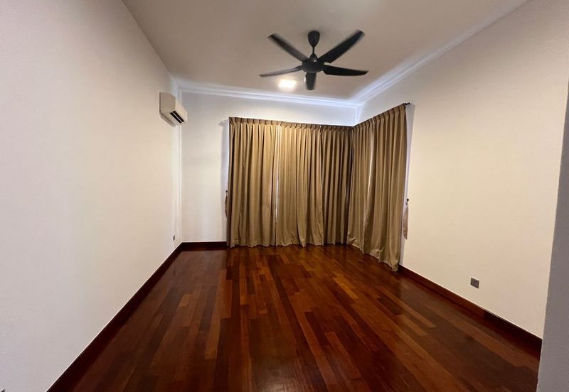 The Canal Garden South, Horizon Hills