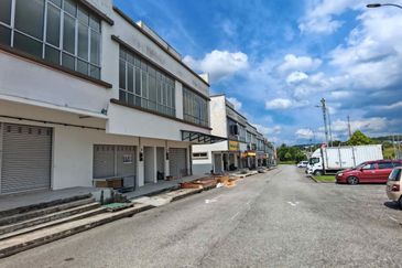 Bandar Layangkasa Pasir Gudang Double Storey Shop Lot For Sale