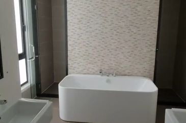 Avira Garden Terraces @ Medini