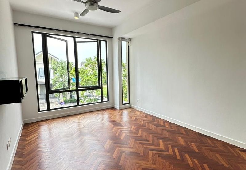 Avira Garden Terraces @ Medini