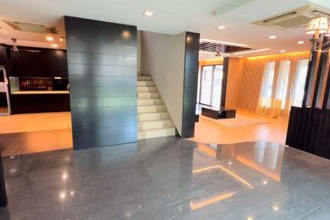 Taman Austin Perdana