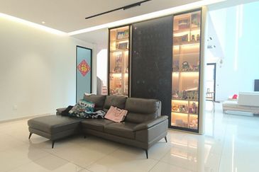 The Canal Garden South, Horizon Hills