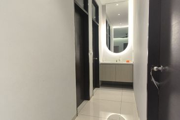 The Canal Garden South, Horizon Hills