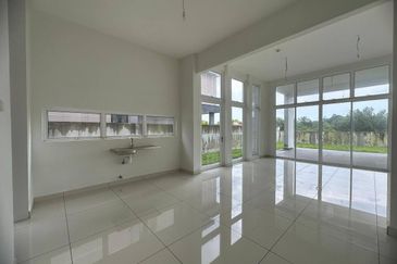 Bougain Villa @ Bandar Putra Kulai