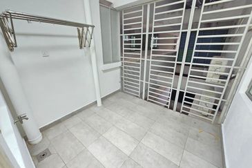 D'Larkin Residence (Delima Larkin)