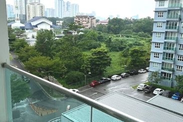 Seasons Luxury Apartments @ Amara Larkin