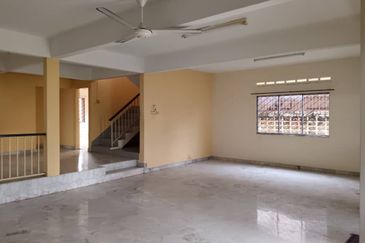 Stulang Laut / Darat