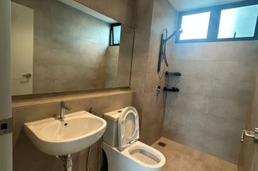 Summit @ Lagoon Residences