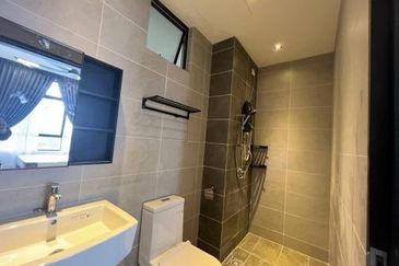 Twin Tower Residence