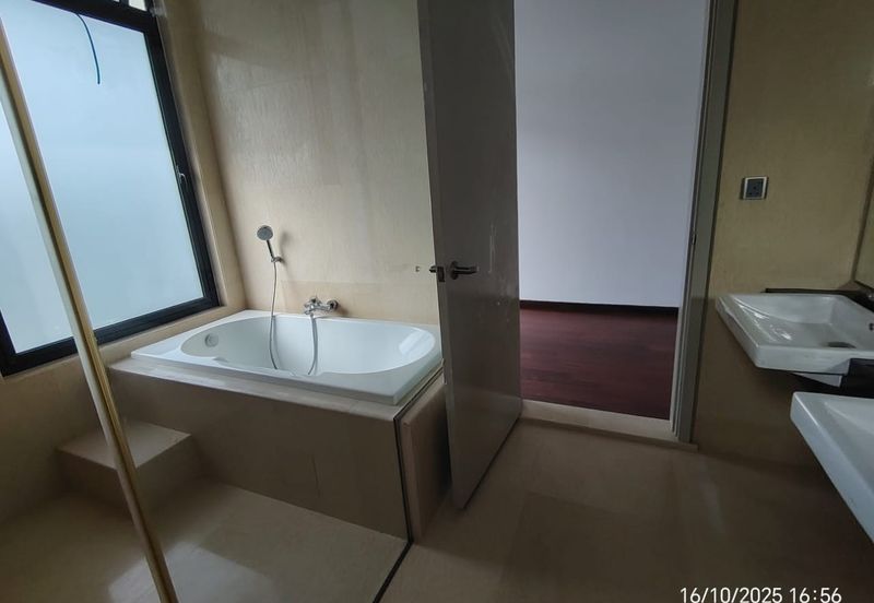 The Hills, Horizon Hills