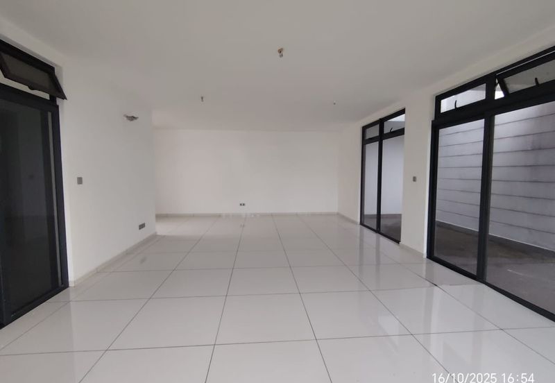 The Hills, Horizon Hills